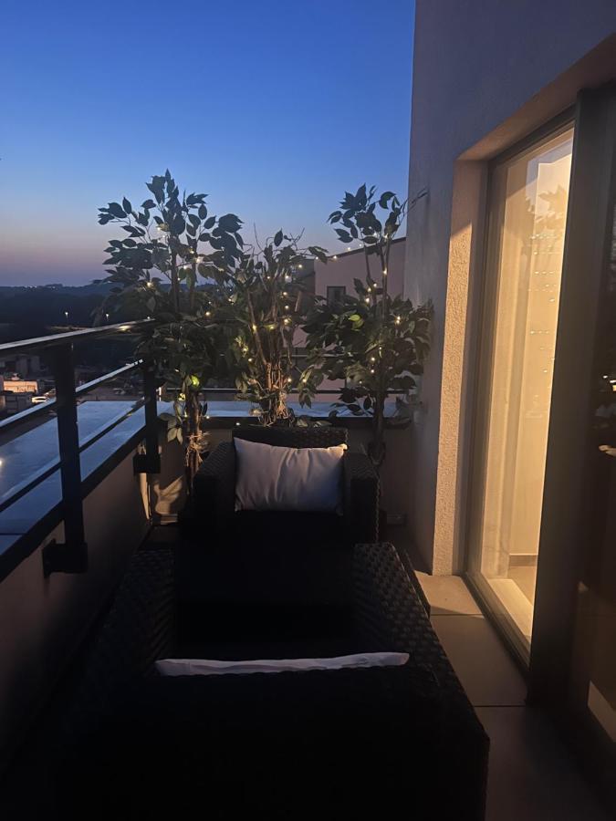Non Smoking Penthouse Ll Erasme Brussels Exterior photo